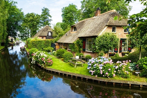 Tổng hợp kinh nghiệm đi làng Giethoorn nên lưu ngay