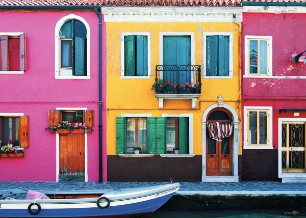 Burano hay Murano mới chiếm sóng trái tim du khách khi đi du lịch Ý?