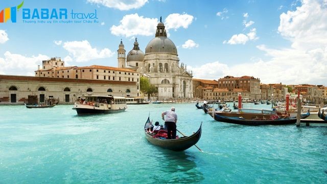 Nét thơ mộng trong từng cảnh sắc của Thành phố Venice