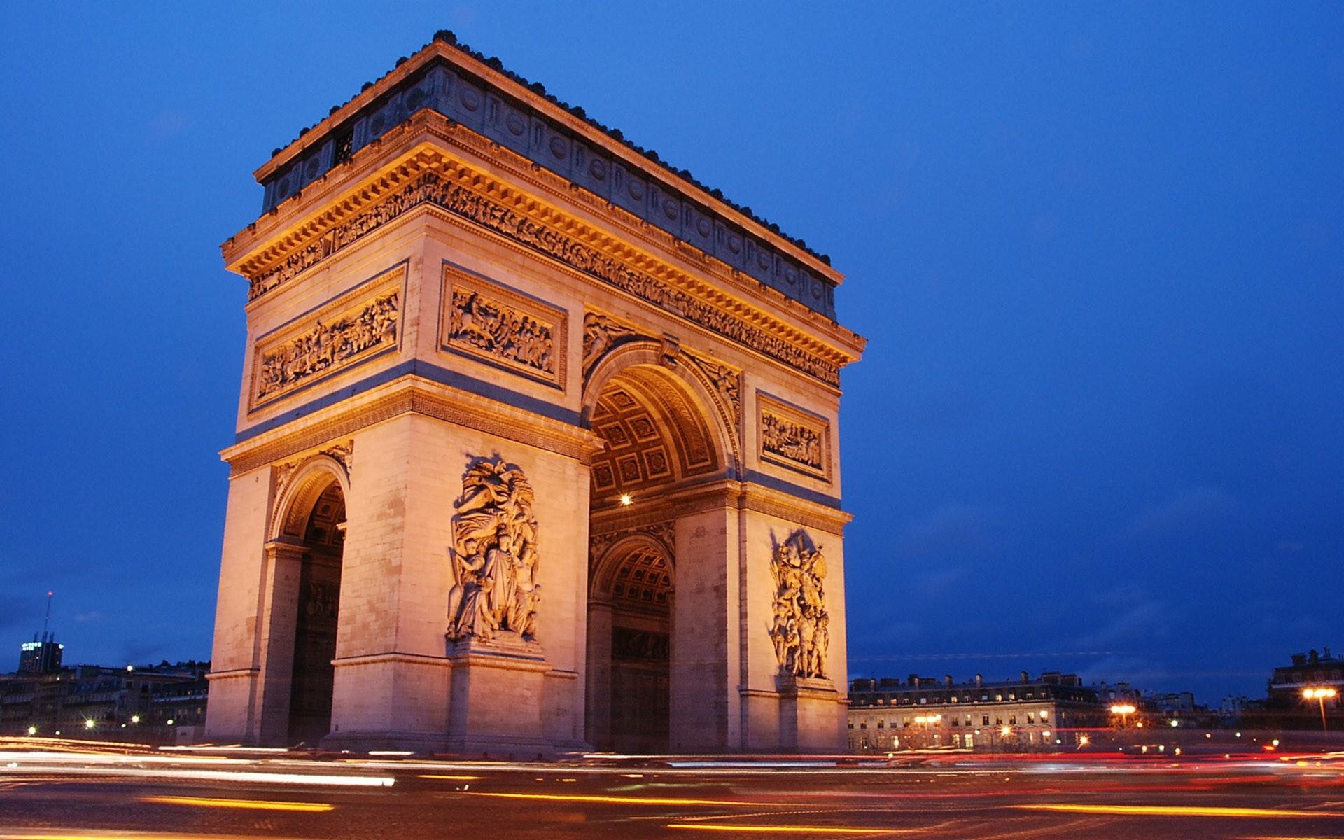 Những góc sống ảo nào ở Paris khiến bạn chụp cháy máy?